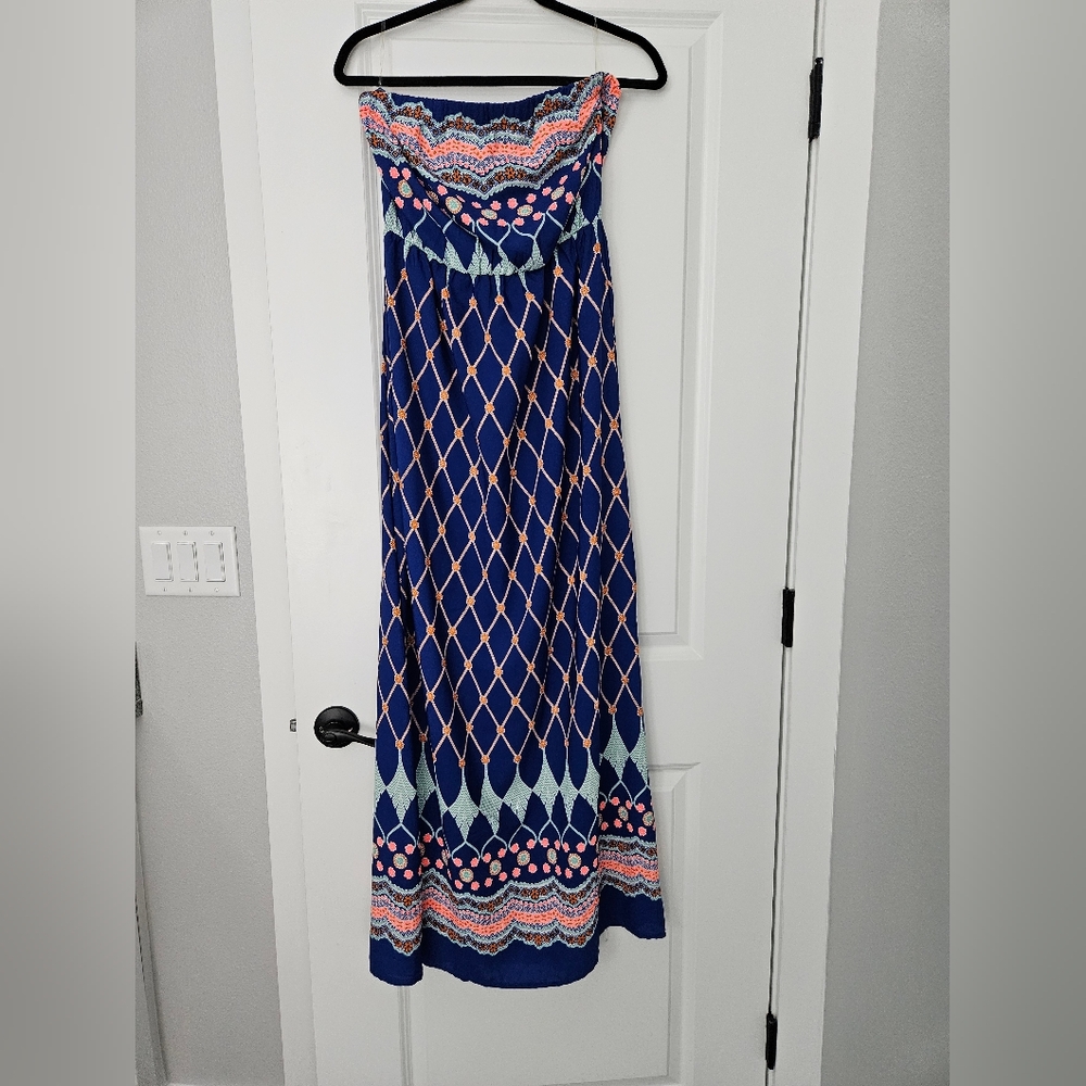Strapless dress